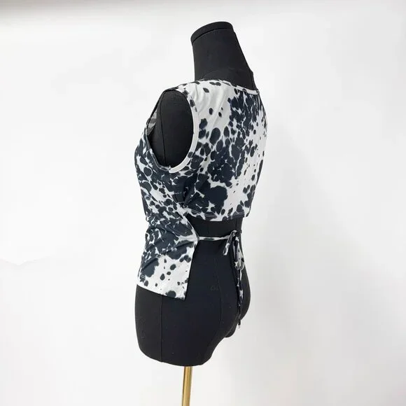 VINTAGE 90S SANTA BARBRA CLOTHING CO. TANK TOP WITH CUTOUT BACK AND BOW TIE - Picture 4 of 5